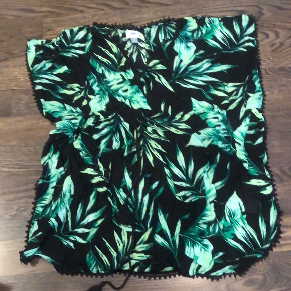 Old Navy Other - Old navy swim cover up leaf print